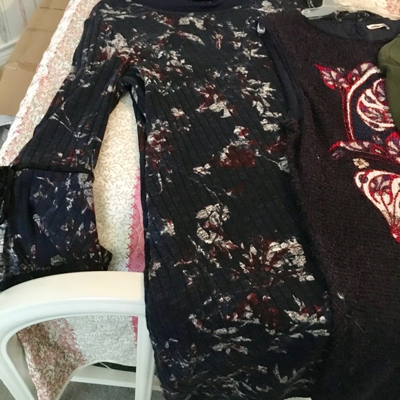 CLOSET CLOSING BUNDLE‼️ 3 MIDI Dresses - Picture 7 of 7